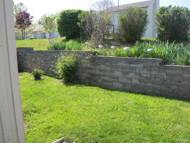 558 Spring Gln, Ballwin, MO 63021 photo 20