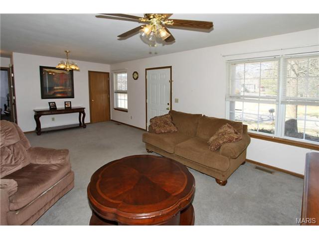 43 Chip Dr, O'fallon, MO 63366 photo 6