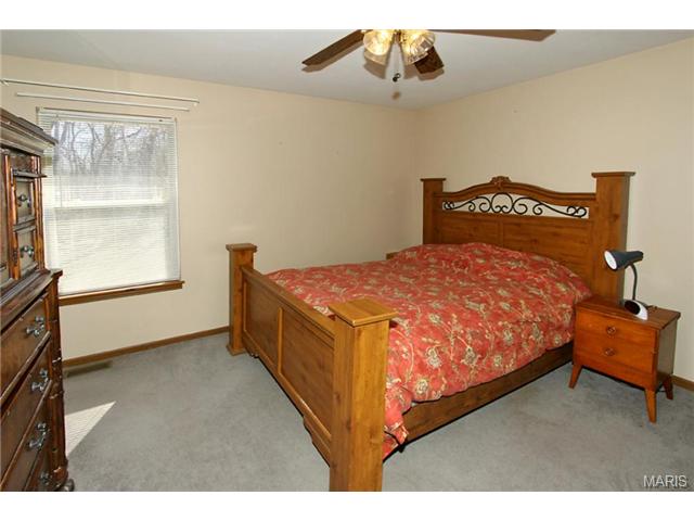 43 Chip Dr, O'fallon, MO 63366 photo 10