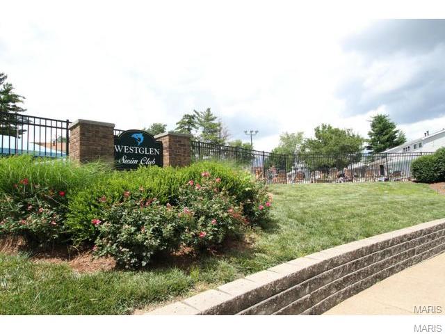 384 Walnut Point Ct, Ballwin, MO 63021 photo 15