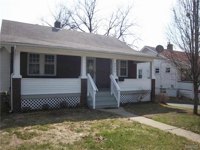 8950 Argyle Ave, Saint Louis, MO 63114 photo 1