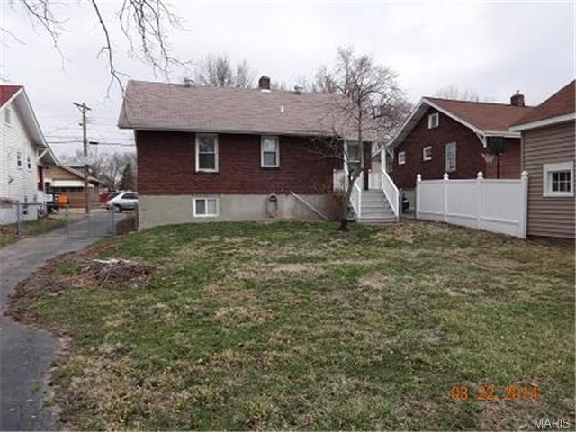 8950 Argyle Ave, Saint Louis, MO 63114 photo 8