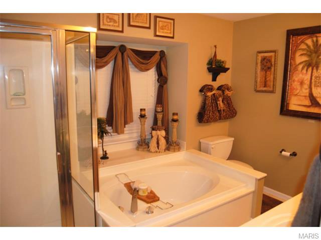 657 Hill Dr, Eureka, MO 63025 photo 4
