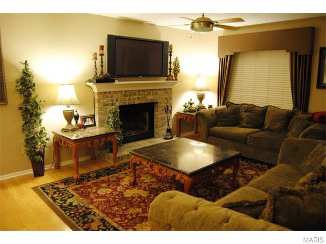 657 Hill Dr, Eureka, MO 63025 photo 11