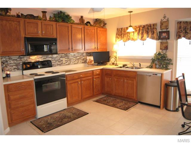 657 Hill Dr, Eureka, MO 63025 photo 17
