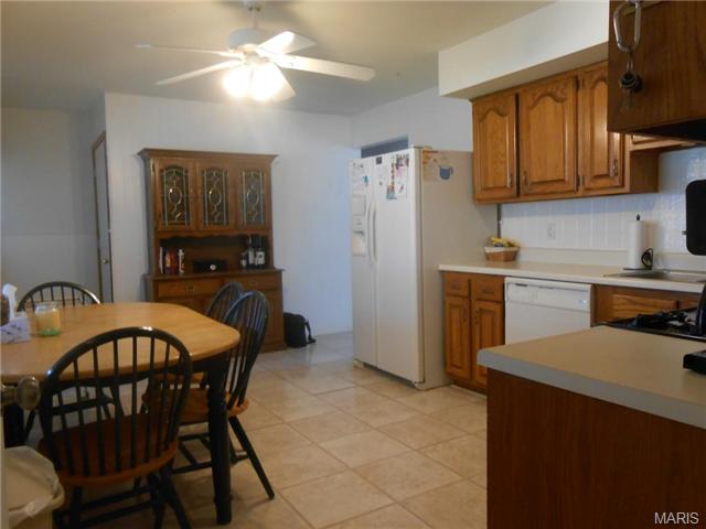 405 Duchesne Ave, O'fallon, MO 63366 photo 14