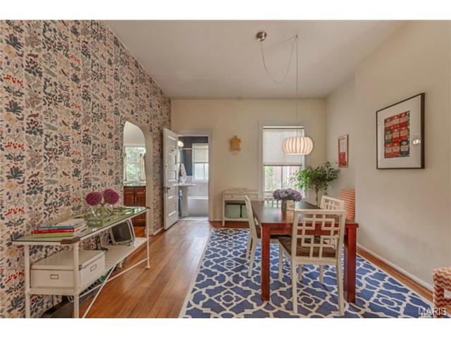 2138 S Compton, Saint Louis, MO 63104 photo 9