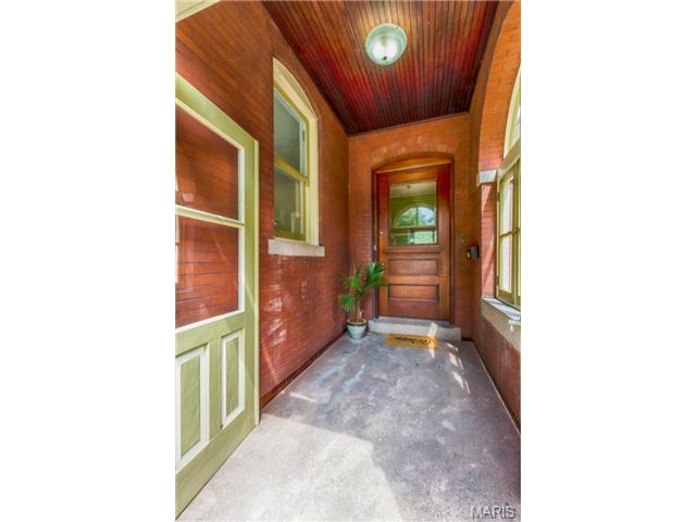2138 S Compton, Saint Louis, MO 63104 photo 3