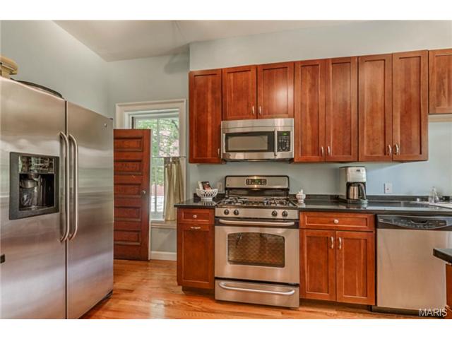 2138 S Compton, Saint Louis, MO 63104 photo 14