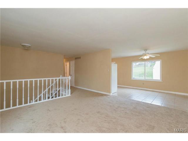 608 Williams Dr, Eureka, MO 63025 photo 4