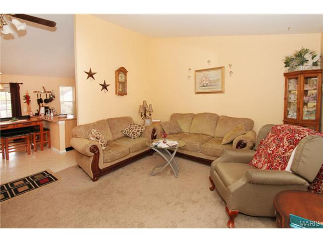 804 Pepper Ln, O'fallon, MO 63366 photo 2
