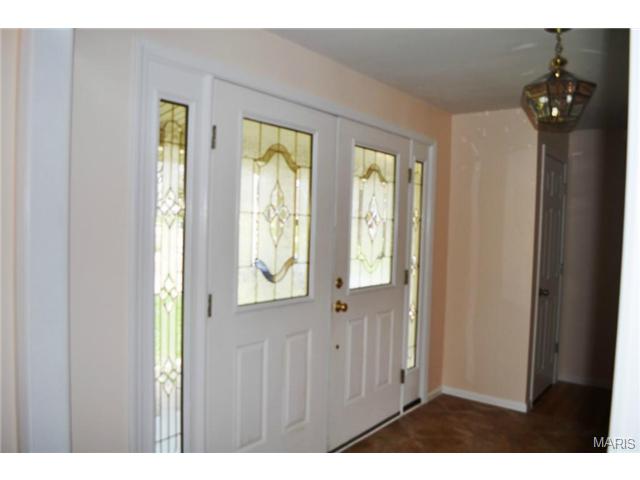 27 Steeple Hl, Ballwin, MO 63011 photo 2