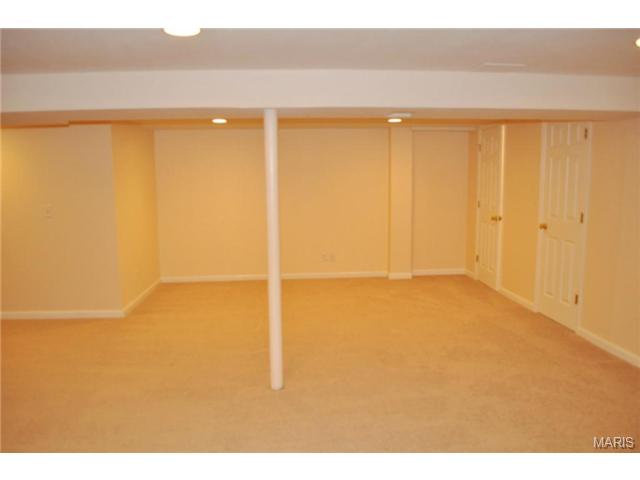 27 Steeple Hl, Ballwin, MO 63011 photo 35