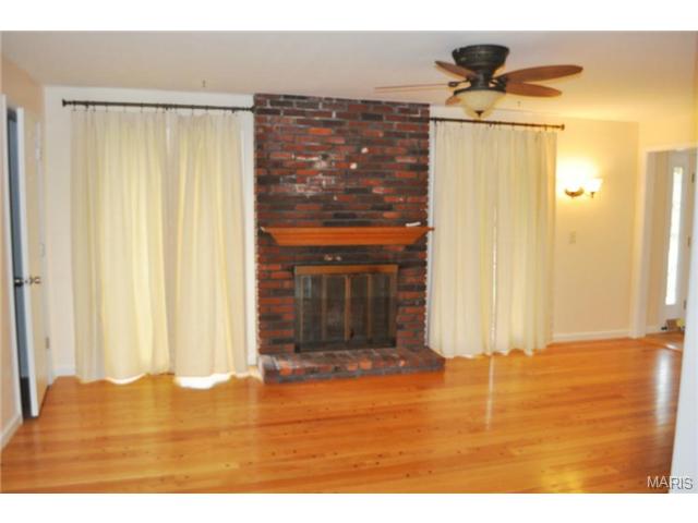 27 Steeple Hl, Ballwin, MO 63011 photo 6