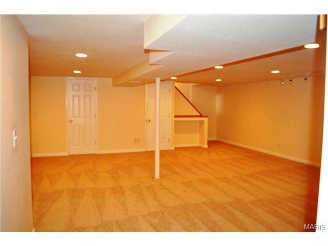 27 Steeple Hl, Ballwin, MO 63011 photo 31