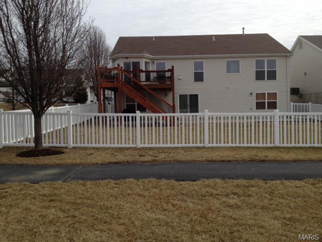 1233 Cold Spring Dr, O'fallon, MO 63368 photo 3