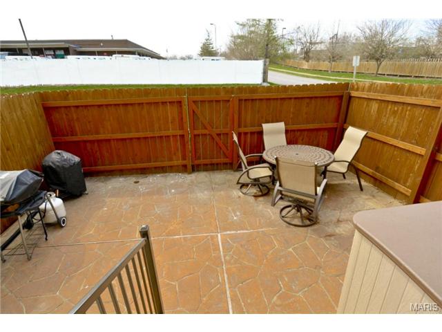 848 Lilybud Ct, Ballwin, MO 63011 photo 26