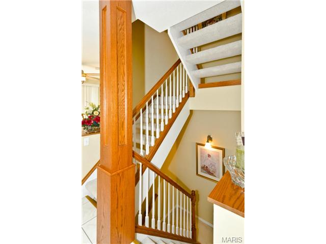 848 Lilybud Ct, Ballwin, MO 63011 photo 5