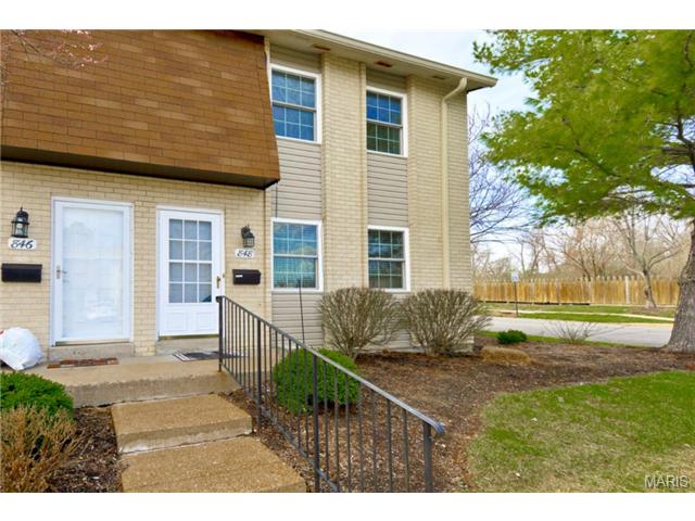 848 Lilybud Ct, Ballwin, MO 63011 photo 1