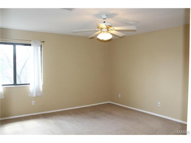 626 Painted Vis, Ballwin, MO 63021 photo 15