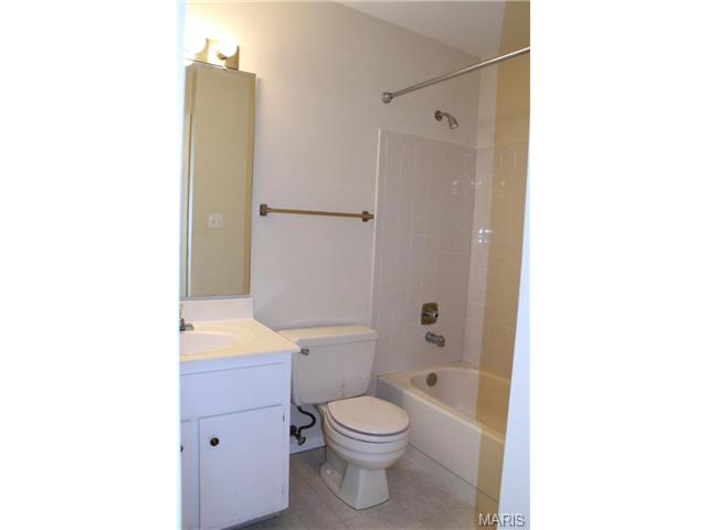 626 Painted Vis, Ballwin, MO 63021 photo 17