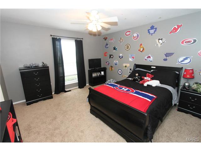 1418 Chambers Dr, O'fallon, MO 63366 photo 13