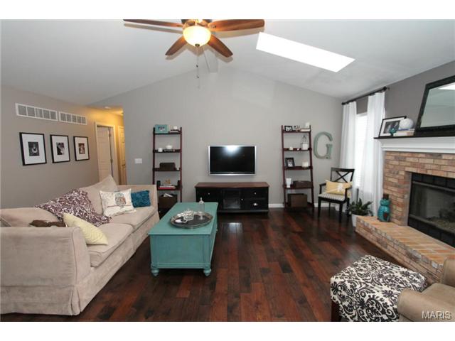 1418 Chambers Dr, O'fallon, MO 63366 photo 11