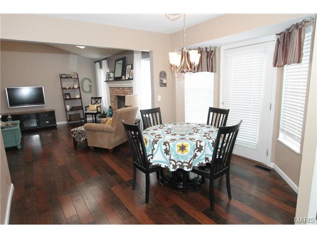 1418 Chambers Dr, O'fallon, MO 63366 photo 12