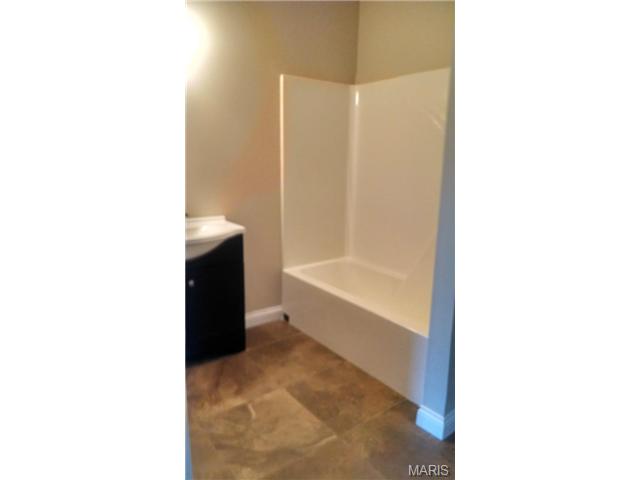 507 Lake Dr, O'fallon, MO 63366 photo 19