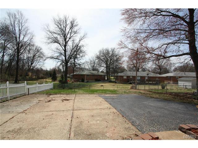 5834 Staely Ave, Affton, MO 63123 photo 15