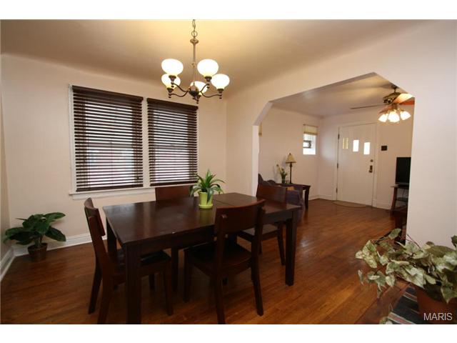 5834 Staely Ave, Affton, MO 63123 photo 4
