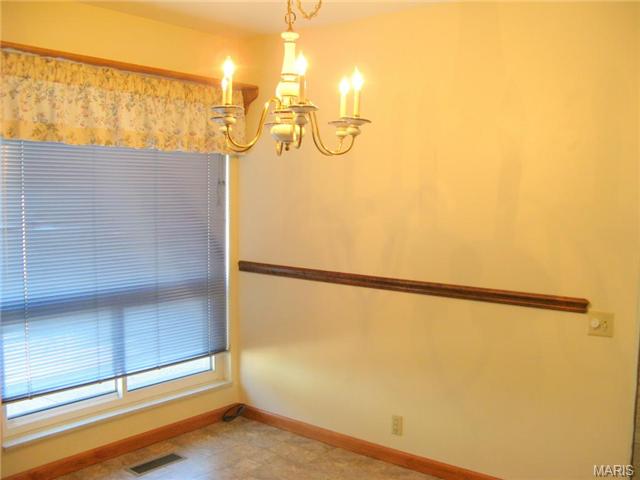 409 Algonquin Dr, Ballwin, MO 63011 photo 13