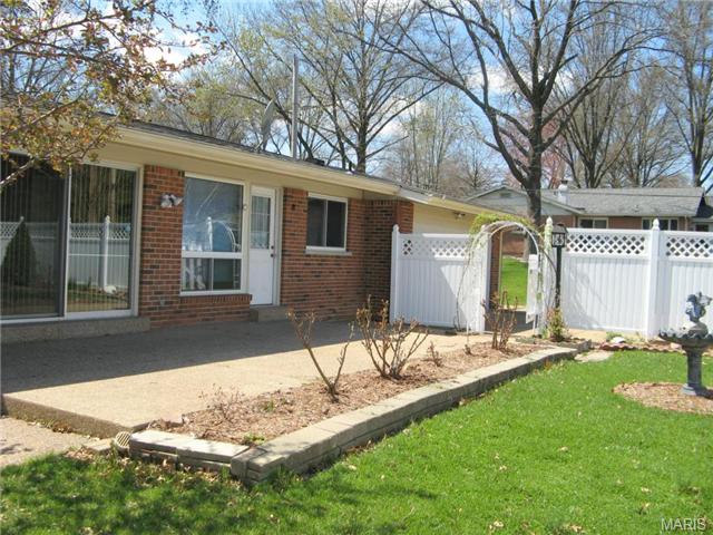409 Algonquin Dr, Ballwin, MO 63011 photo 26