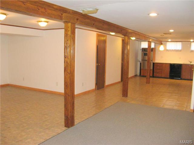 409 Algonquin Dr, Ballwin, MO 63011 photo 24