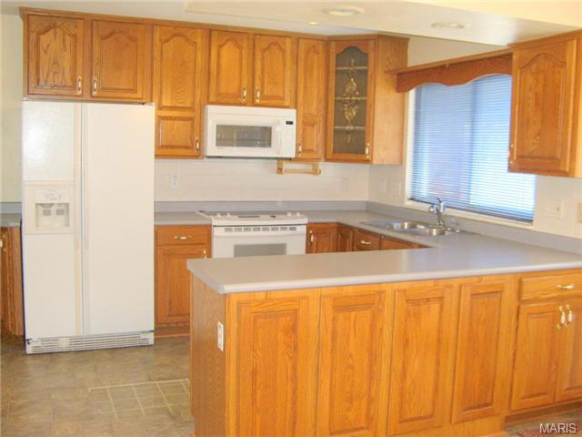 409 Algonquin Dr, Ballwin, MO 63011 photo 11