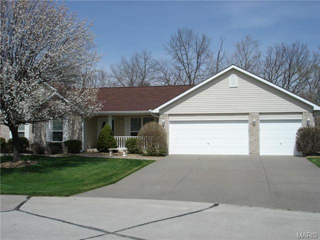 2904 Post Glen Ct, O'fallon, MO 63368 photo 2