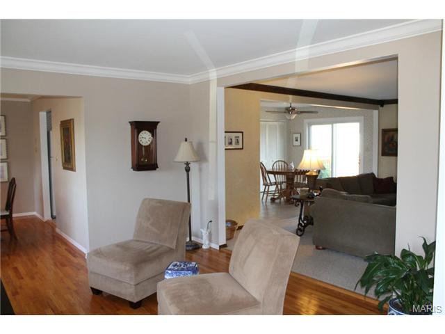 213 Wildbrier Dr, Ballwin, MO 63011 photo 5