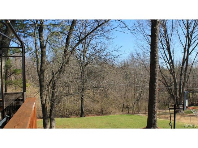 213 Wildbrier Dr, Ballwin, MO 63011 photo 3