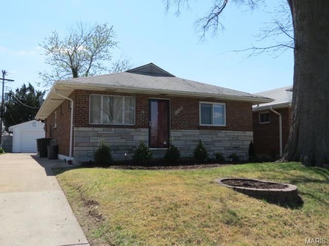 7440 Sharp Ave, Saint Louis, MO 63116 photo 1