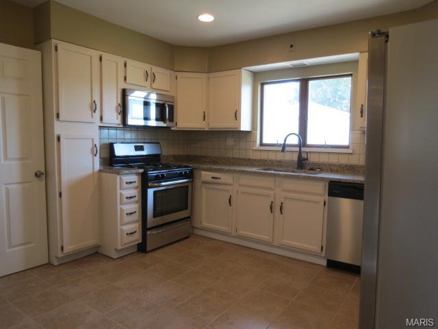 7440 Sharp Ave, Saint Louis, MO 63116 photo 7