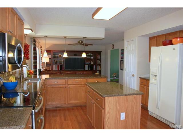 6910 Brassel Dr, O'fallon, MO 63368 photo 14