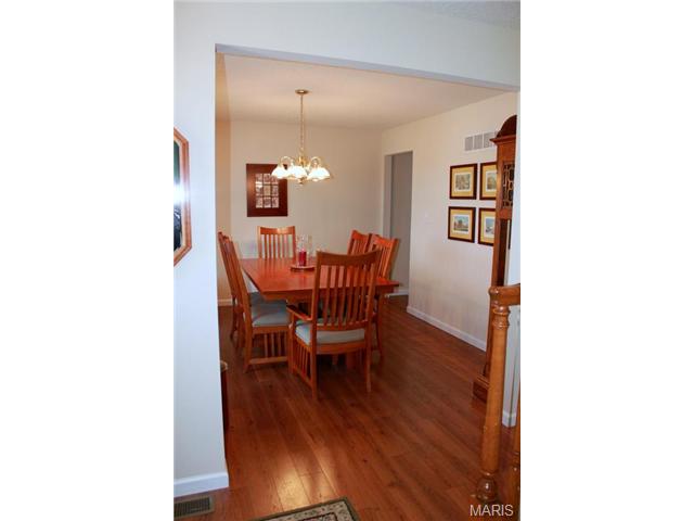 6910 Brassel Dr, O'fallon, MO 63368 photo 7