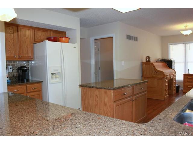 6910 Brassel Dr, O'fallon, MO 63368 photo 17