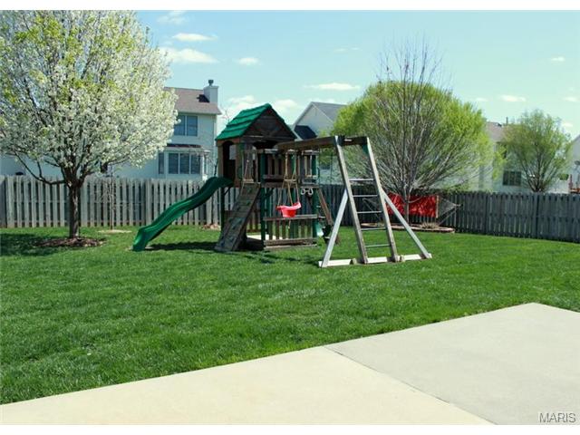 6910 Brassel Dr, O'fallon, MO 63368 photo 2