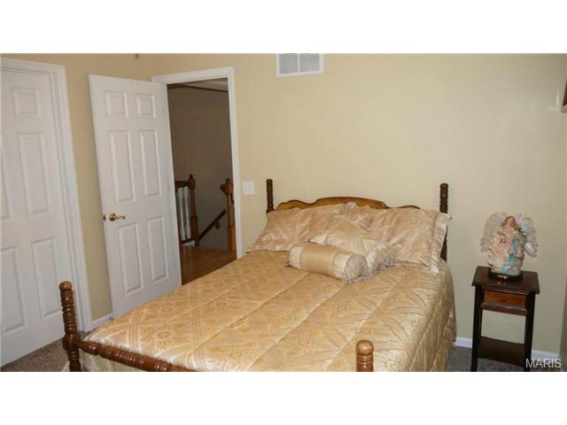 8 Piepers Gln, O'fallon, MO 63366 photo 22