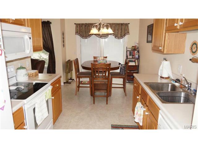 8 Piepers Gln, O'fallon, MO 63366 photo 12