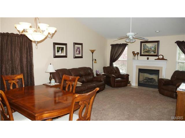 8 Piepers Gln, O'fallon, MO 63366 photo 8