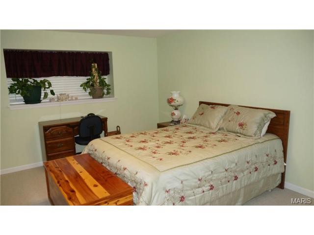 8 Piepers Gln, O'fallon, MO 63366 photo 29