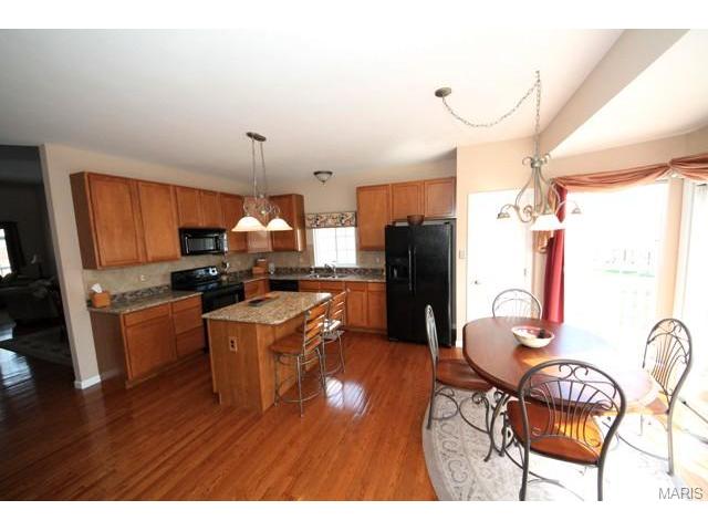 6 Eagle Bluff Ln, Saint Charles, MO 63303 photo 9
