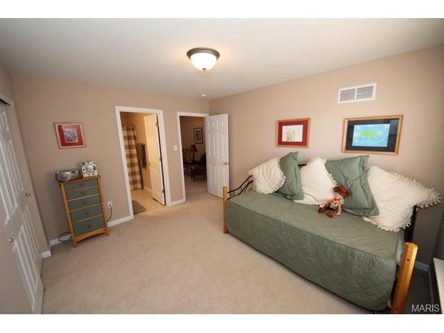 6 Eagle Bluff Ln, Saint Charles, MO 63303 photo 24